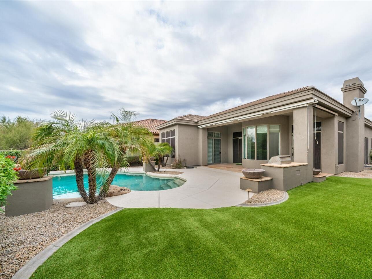 Sunless In Seattle Escape To Scottsdale Arizona Heidi Nevin Real 